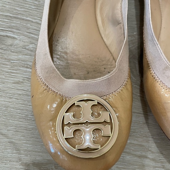 Tory Burch Patent Leather Tan Ballet Flats Size 8.5 - Picture 3 of 9